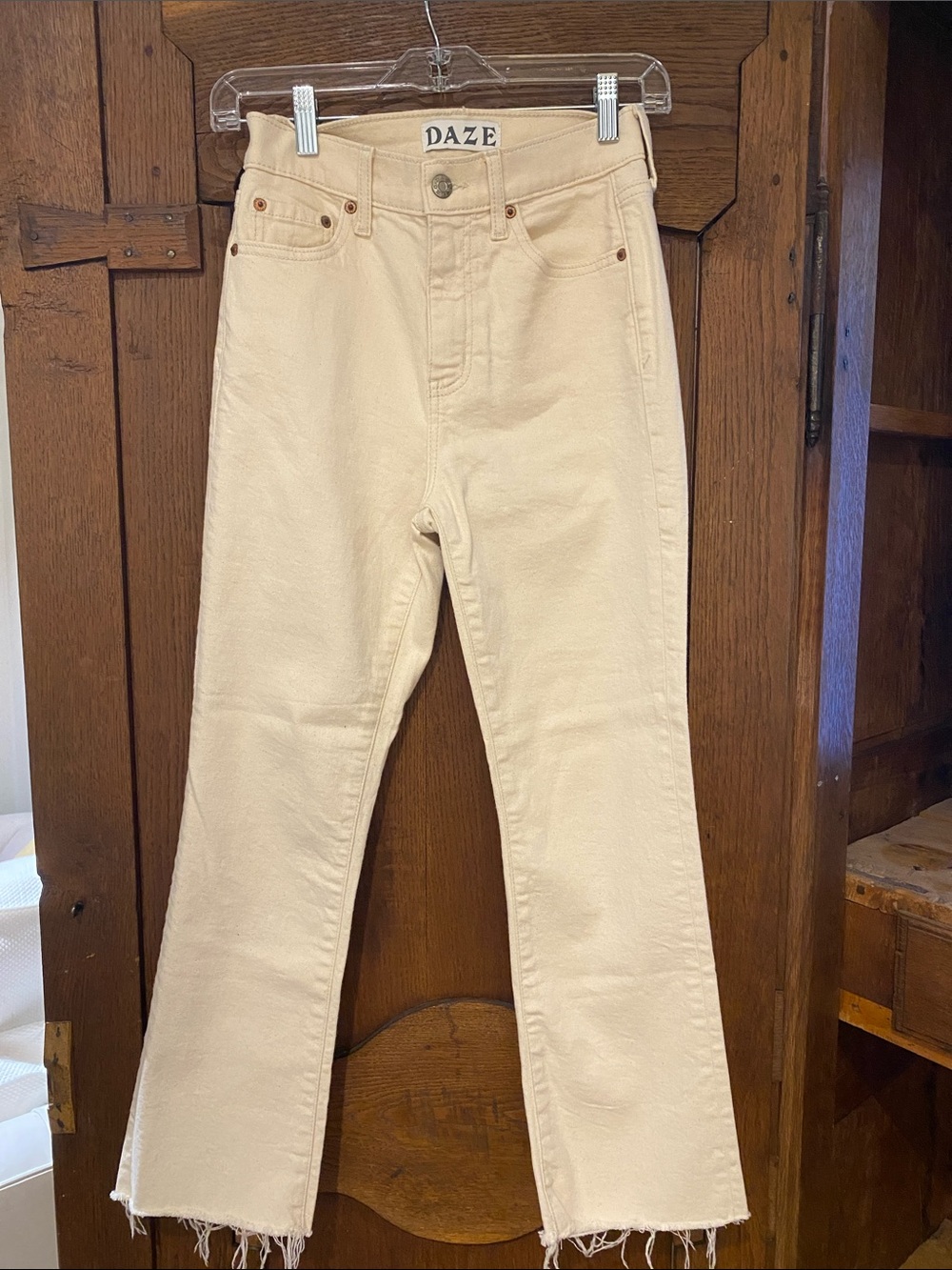 Daze Women's Cream High-Rise Straight Jeans